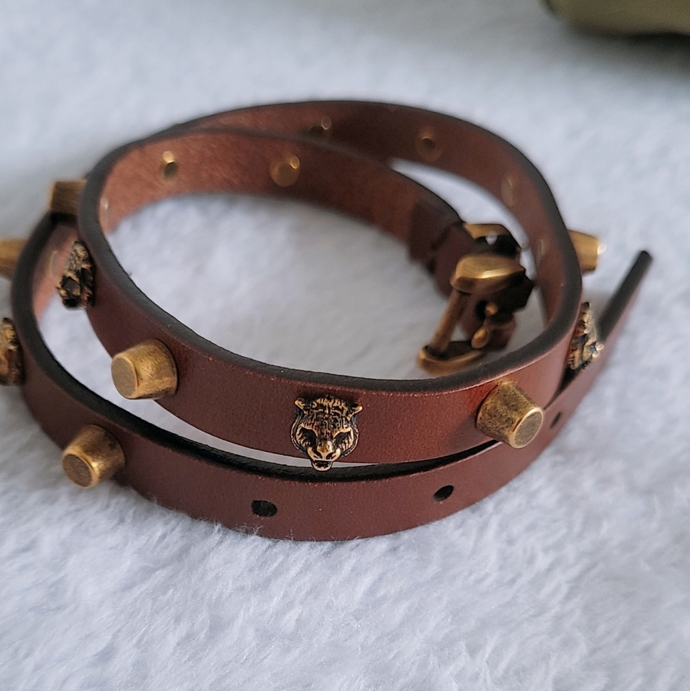 Authentic Gucci Unisex brown leather feline head Studded Double Wrap bracelet L